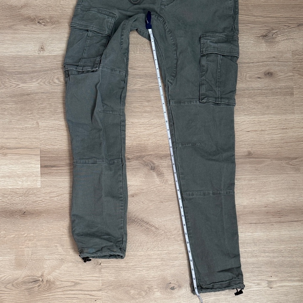 PacSun Olive Cargo Pants for Men - Picture 5 of 9